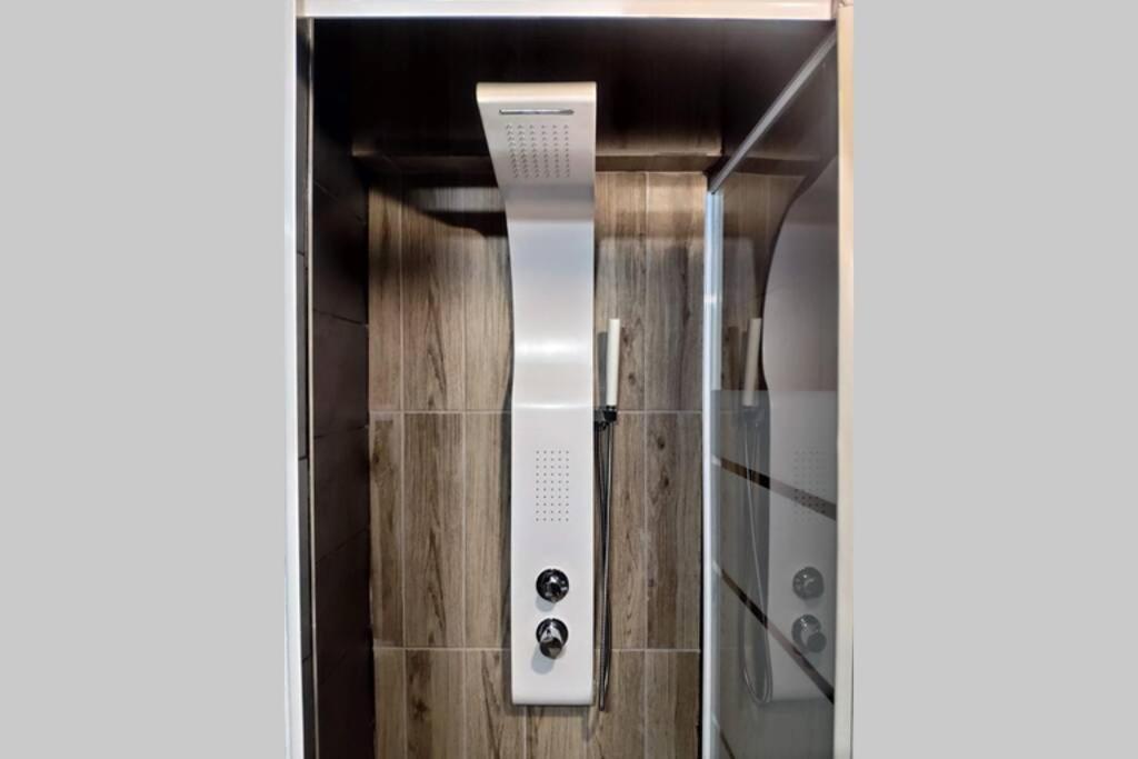 Deluxe Apartment By Prima Lodging Selanik Dış mekan fotoğraf